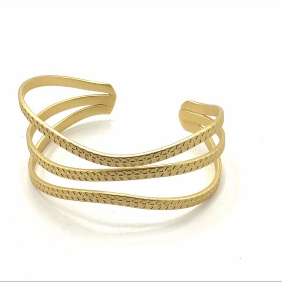 NWOT Lia Sophia Trace Cuff Bracelet #12070 - Picture 1 of 5